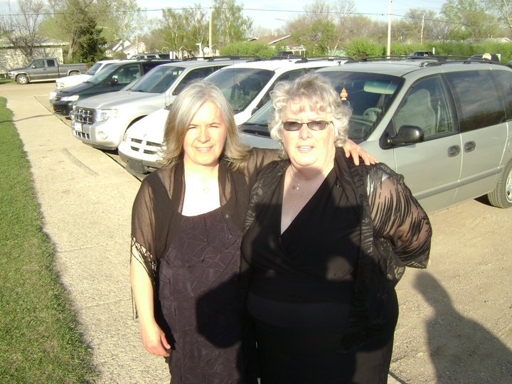 Ashley Thomas' album, Grad 2010