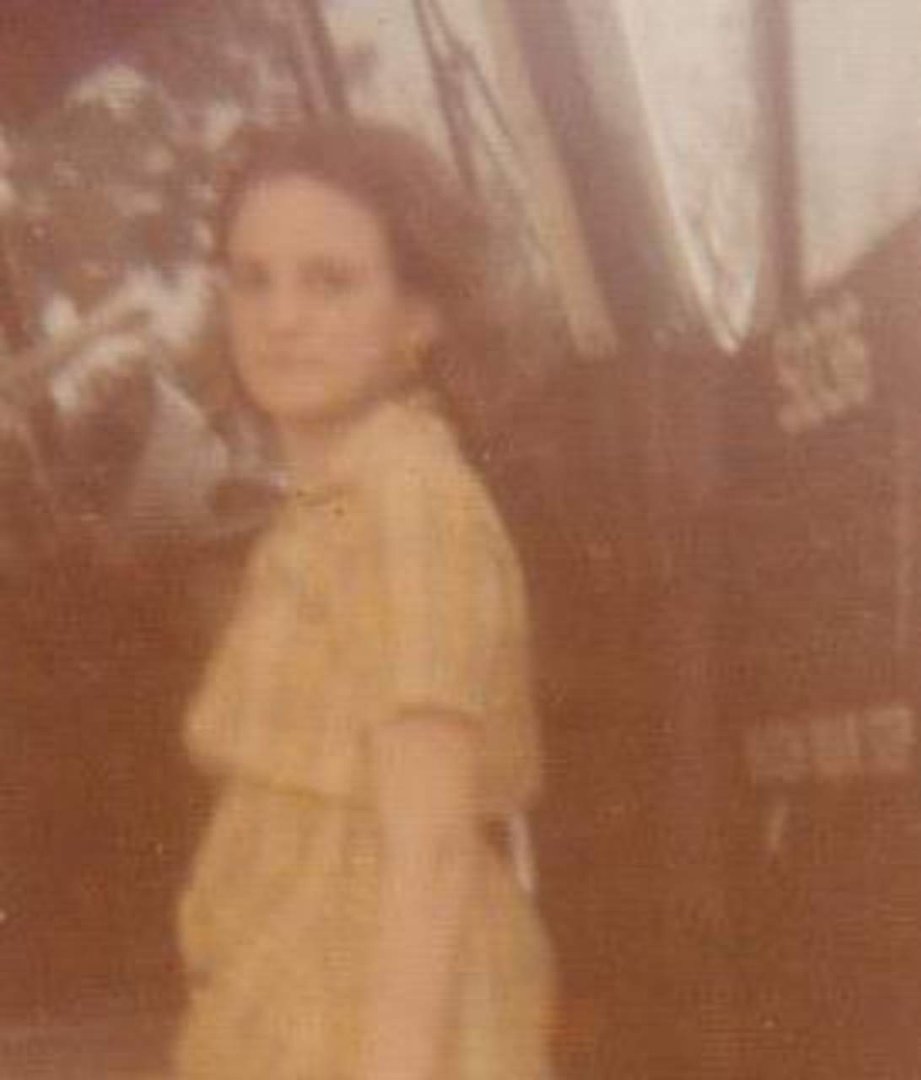 Deborah Peters' album, Profile Pictures