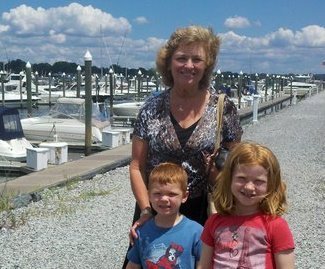 Joyce Hindle's album, Profile Pictures