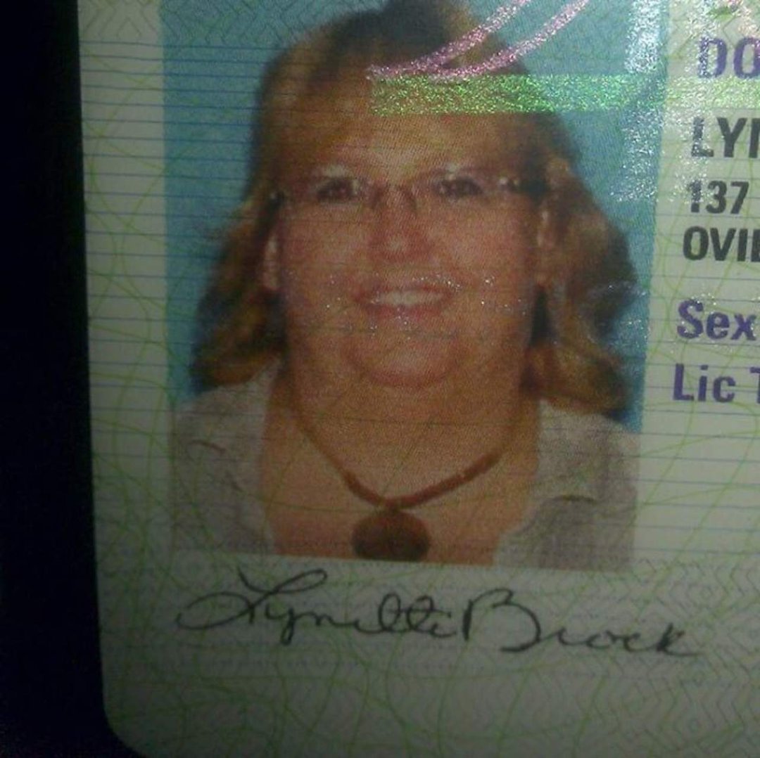 Lynette Brock's album, Profile Pictures