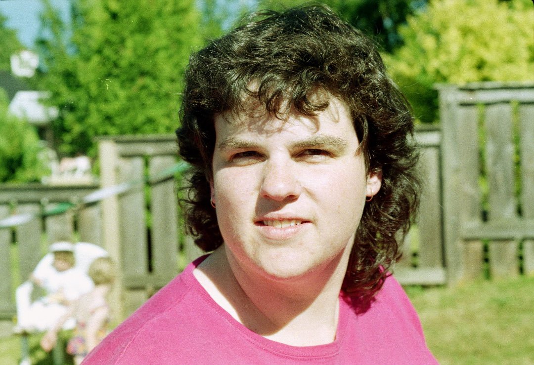 Maureen Butler's album, Profile Pictures