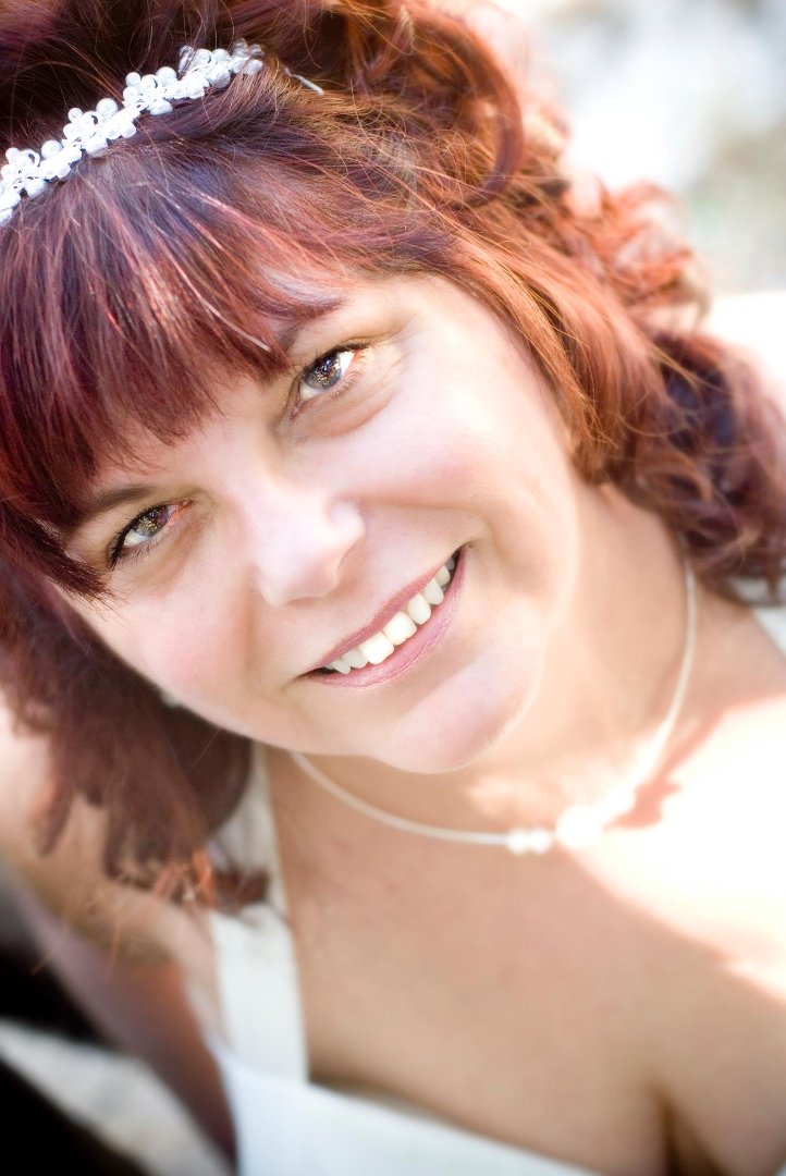 Mitzi Saverline's album, Profile Pictures