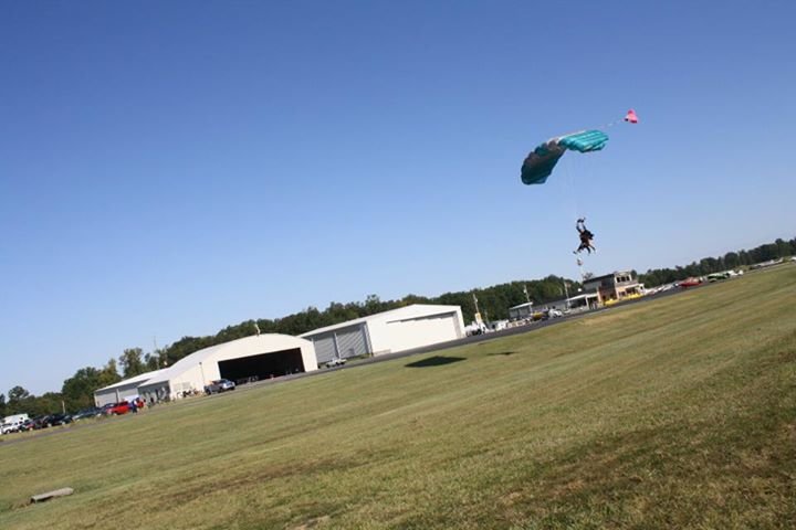Julia Ann Shelton's album, Barry Skydiving September 10, 2011