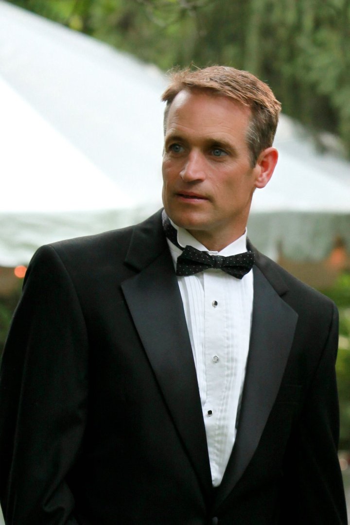Tom Ford's album, Profile Pictures