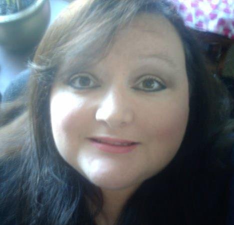 Yolanda Lee's album, Profile Pictures