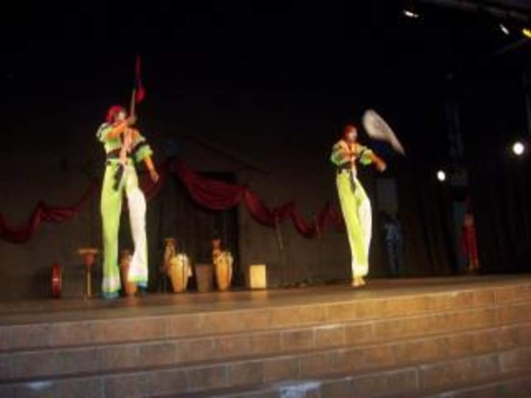 Lloyd Mott's album, Cuba 2010