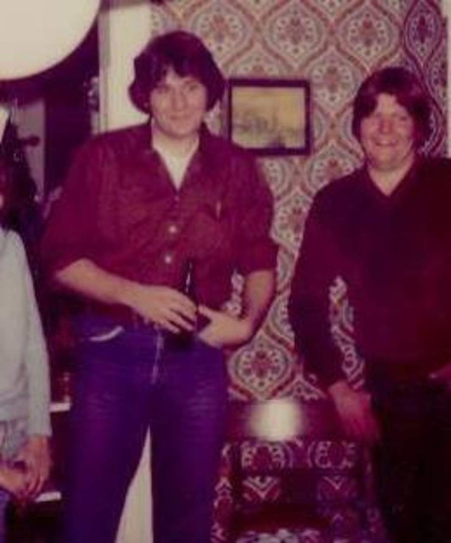 Chuck Morris' album, Profile Pictures