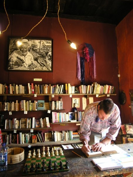 Charlie Thomas' album, Bookstore