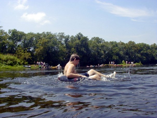 Cam Abernethy's album, Tubing down the James River