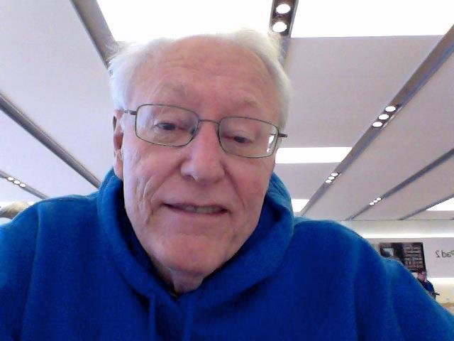 Peter Illyes' album, Profile Pictures