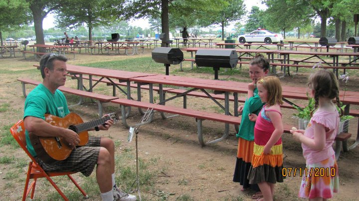 Elizabeth Monahan's album, Monahan Family Picnic