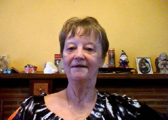 Lynn Bushey's album, Profile Pictures