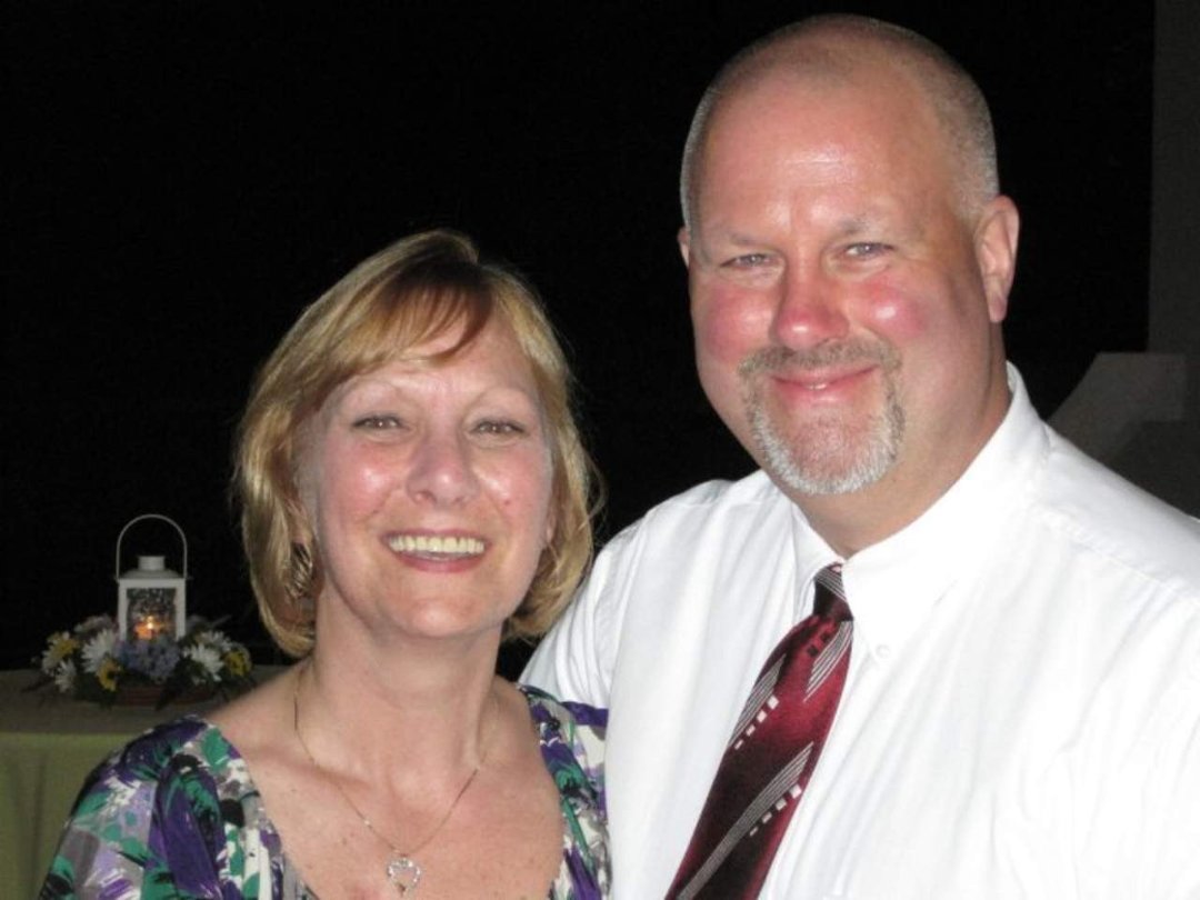 Donna Schmidt's album, Profile Pictures