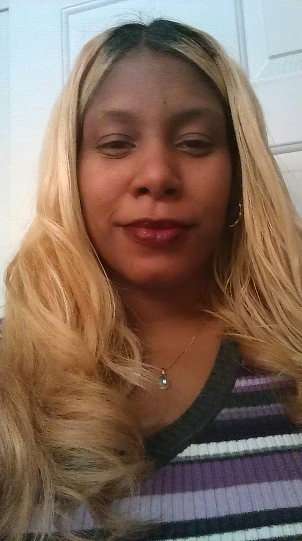 Chanda Kelly's album, Mobile Uploads