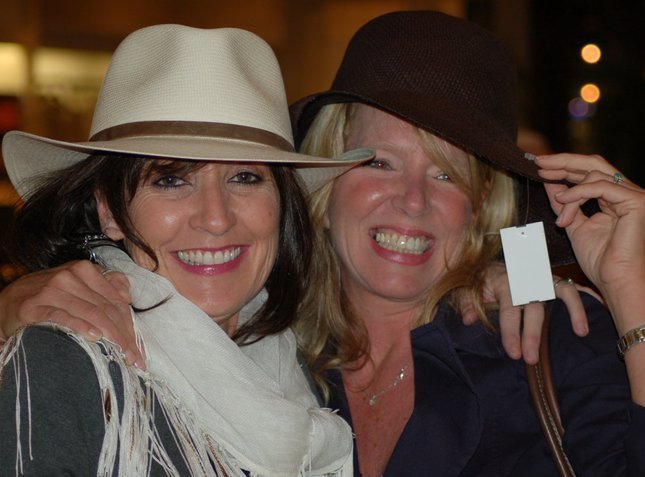 val obrien's album, Profile Pictures