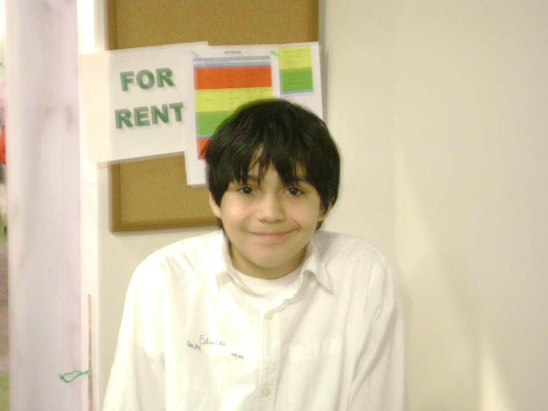 Roberto Vidal's Classmates profile album