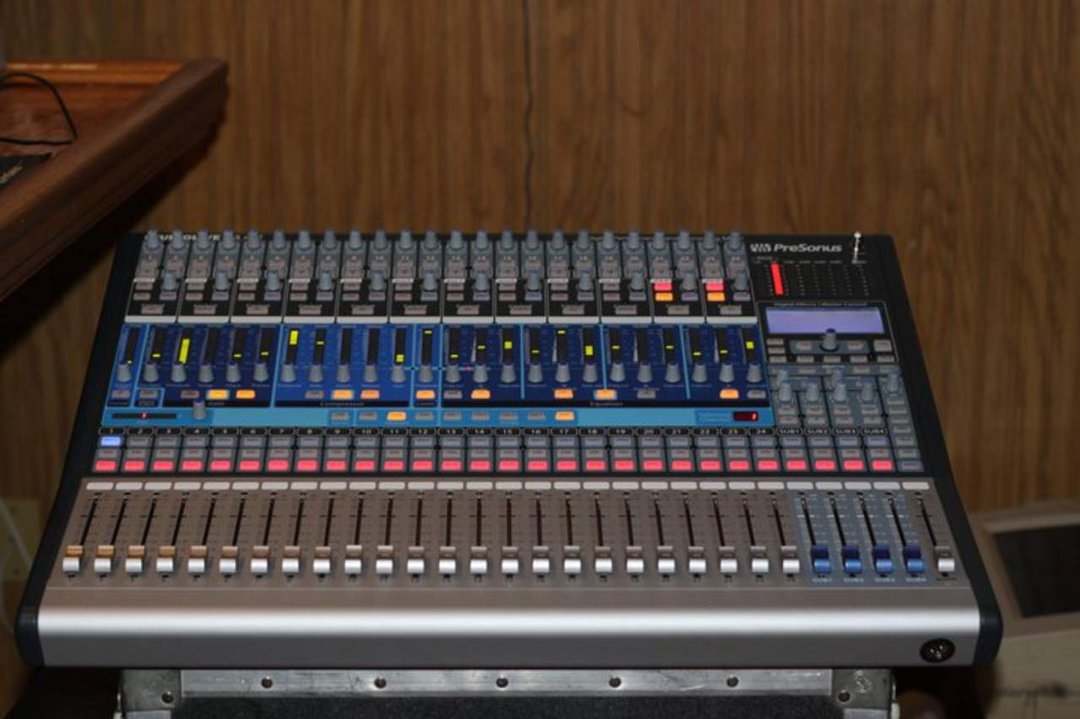 Neely Johns' album, Threshold Productions @ Jams Music Store