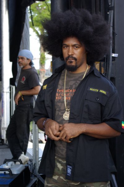 Robert Marley's album, Profile Pictures