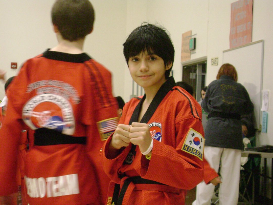 Roberto Vidal's Classmates profile album