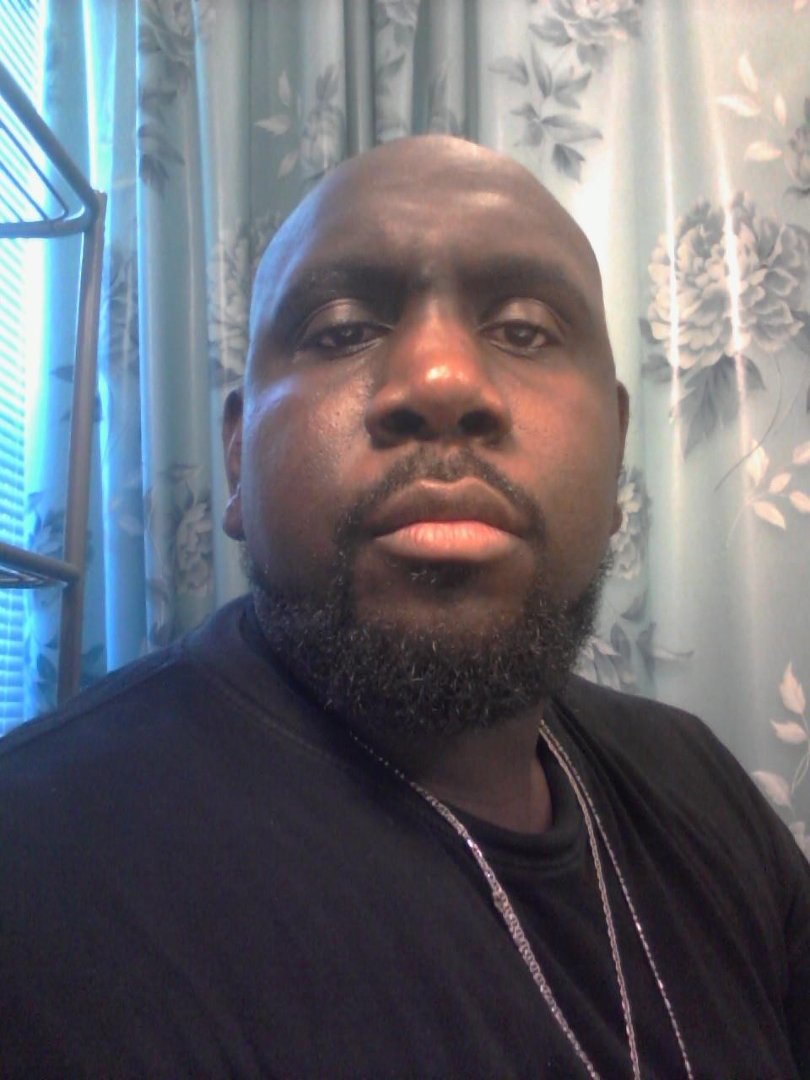 Robert Alexander's album, Profile Pictures