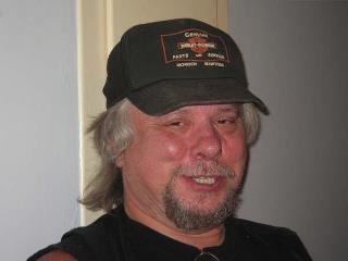 Larry Batug's album, Profile Pictures