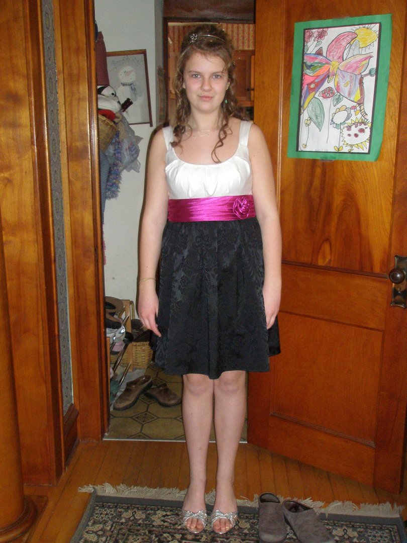 Ellen Fullmer's album, Maggie's 6th Grade Dance