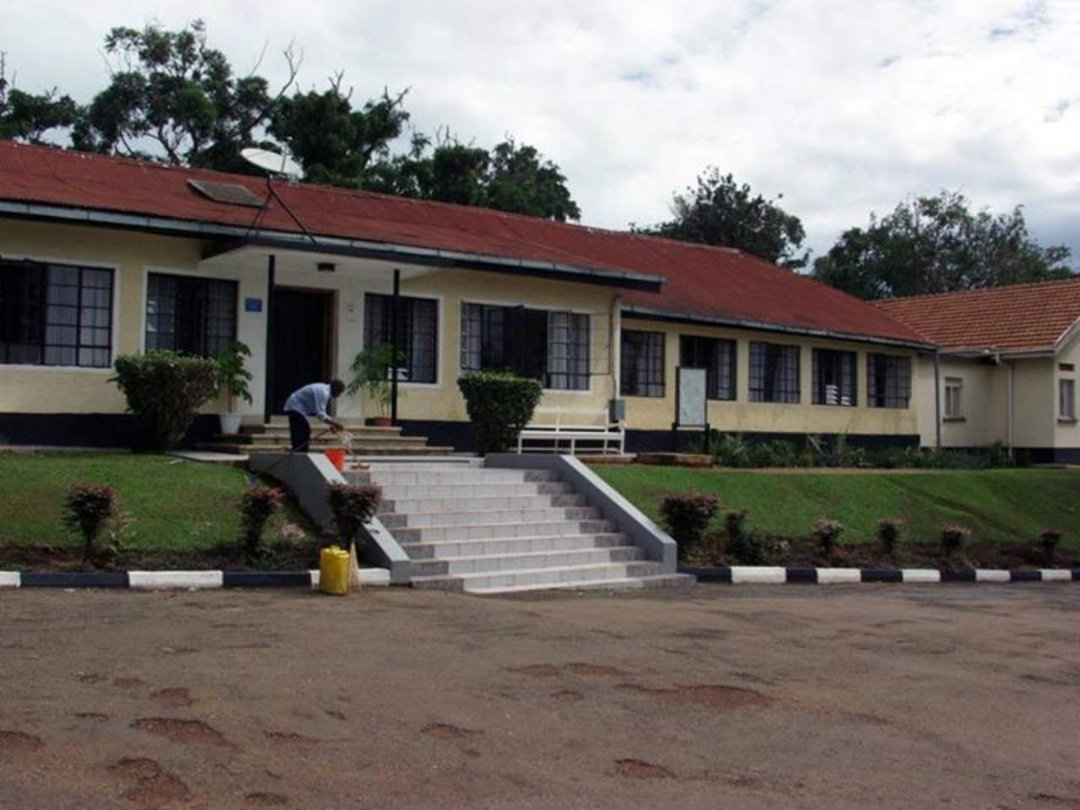 Anthony Smith's album, Trip to Makerere University, Kampala, Uganda