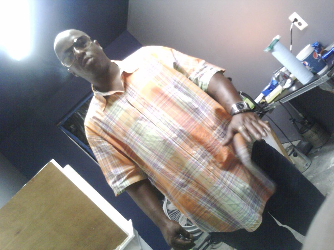 Gregory Barlow's album, Mobile Uploads