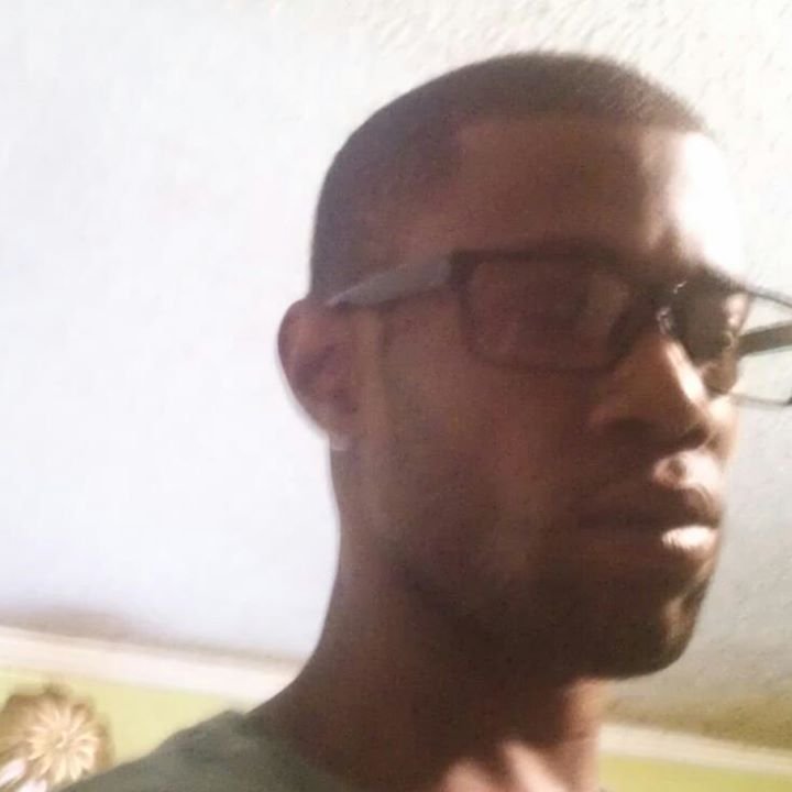 Eric Lloyd's album, Profile Pictures