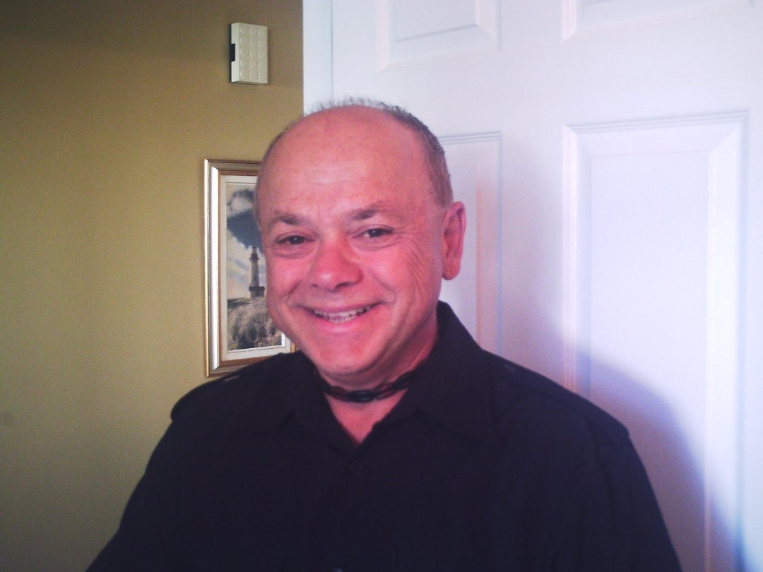 Georges Arsenault's album, Profile Pictures