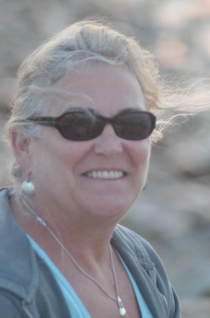 Deborah Moore's album, Profile Pictures