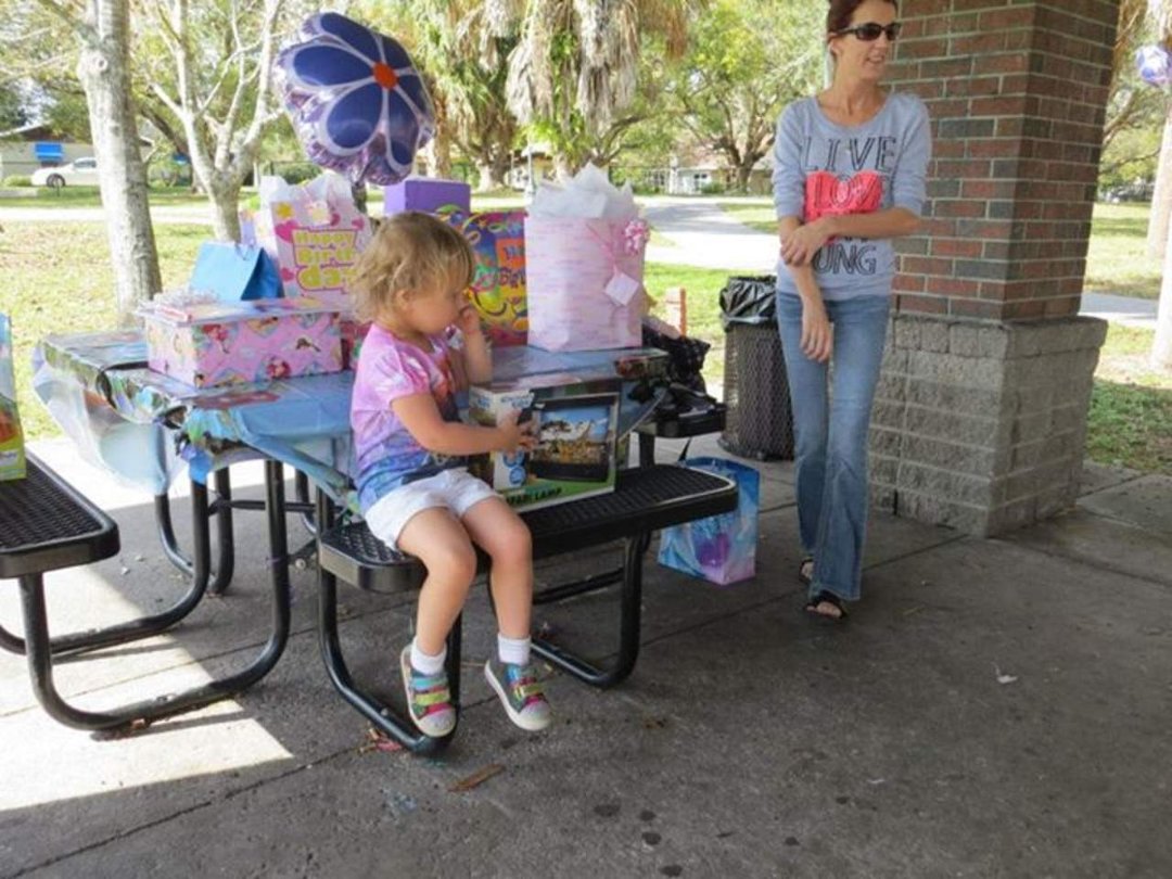 Donetta Wheeler's album, Sierra's 4th birthday party