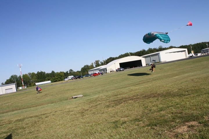 Julia Ann Shelton's album, Barry Skydiving September 10, 2011