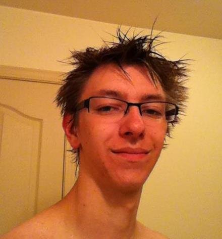 Simon Wyker's album, Profile Pictures