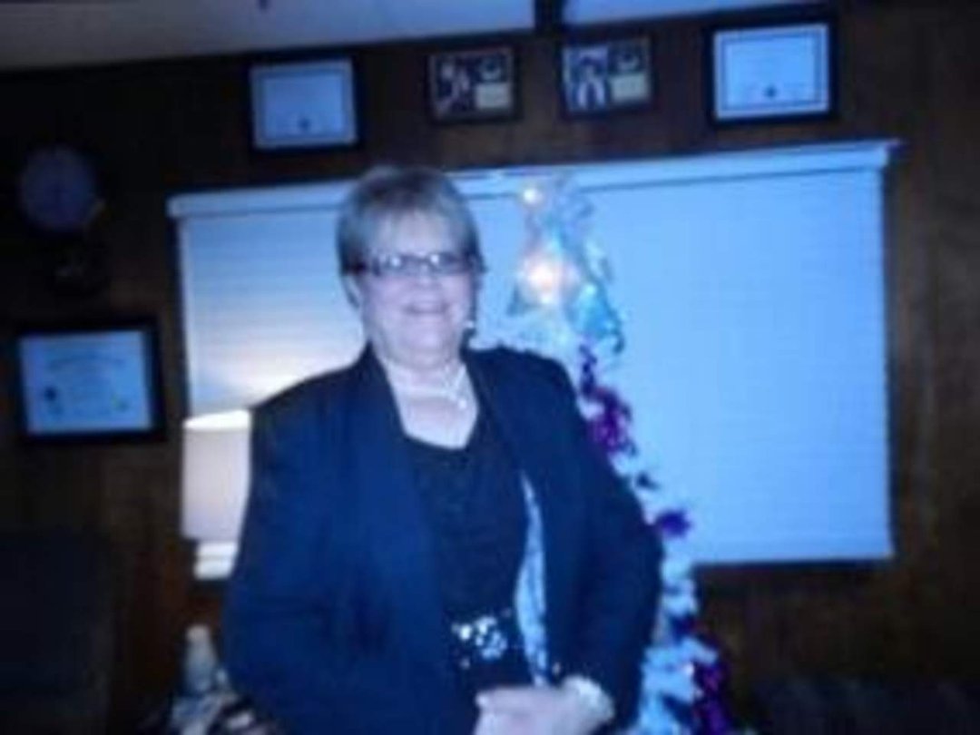 Robin Davis-Eagan's album, Profile Pictures