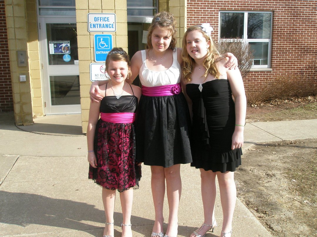 Ellen Fullmer's album, Maggie's 6th Grade Dance