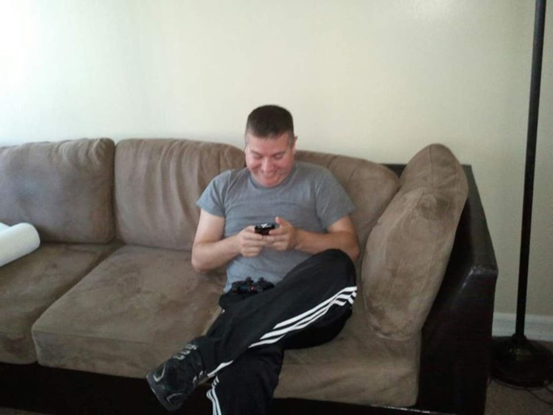 Luis Rodriguez's album, Mobile Uploads
