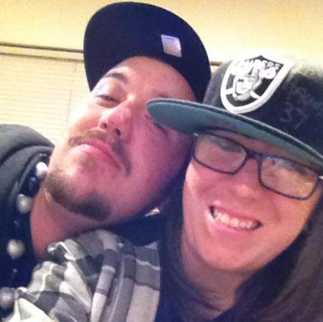 Denae Mintun's album, Profile Pictures