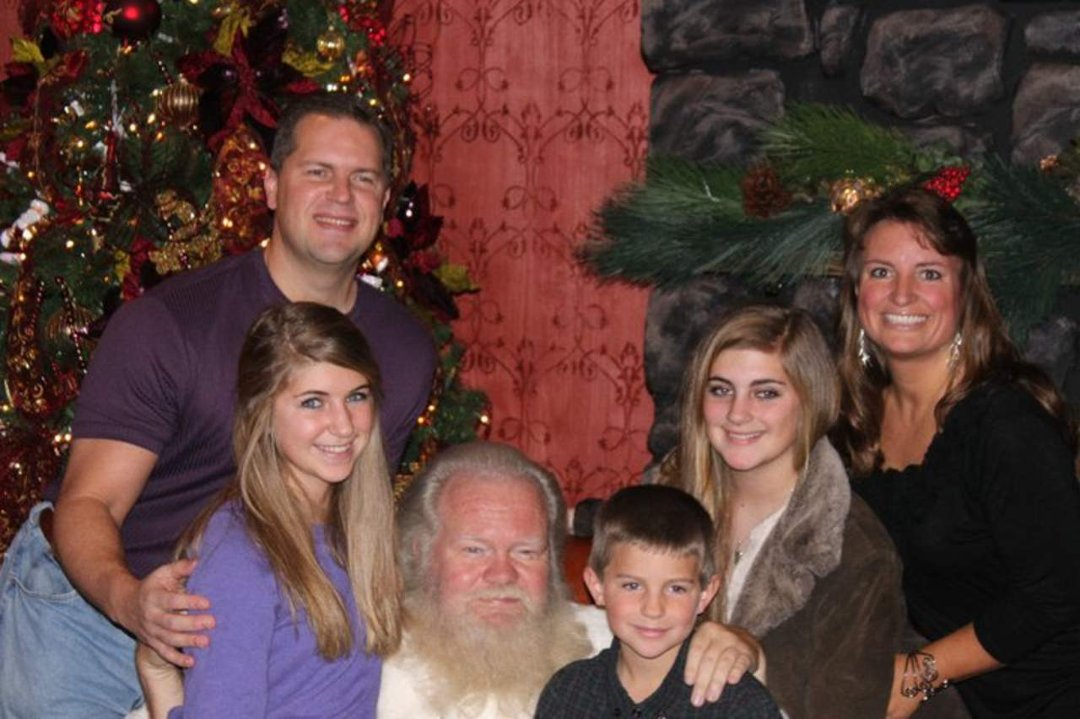 Laurie Currie's album, Christmas 2010