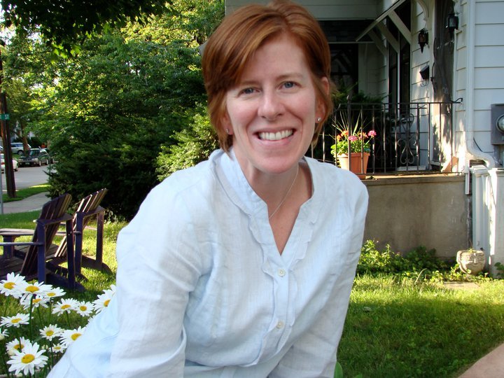 Regina Farrell's album, Profile Pictures