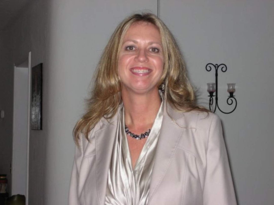 Connie West's album, Profile Pictures