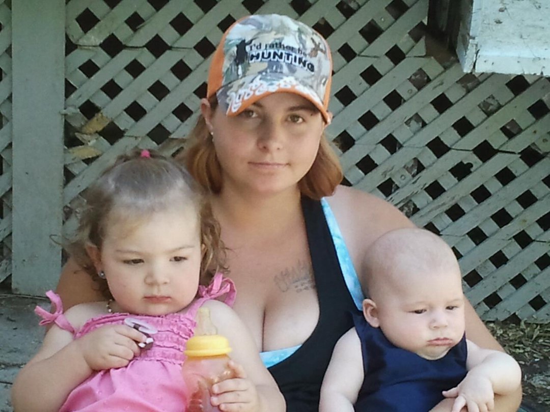 Amanda Hendricks' album, Mobile Uploads