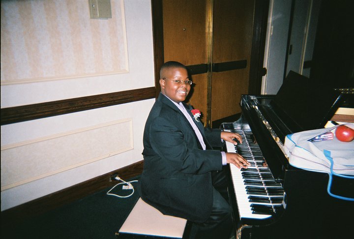 Robert Johnson's album, Profile Pictures