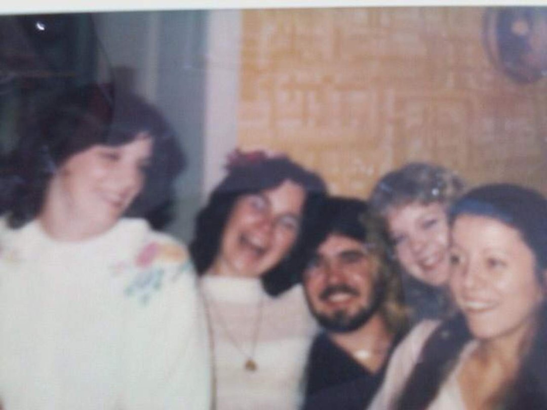 Ellen Robinson's album, Mobile Uploads