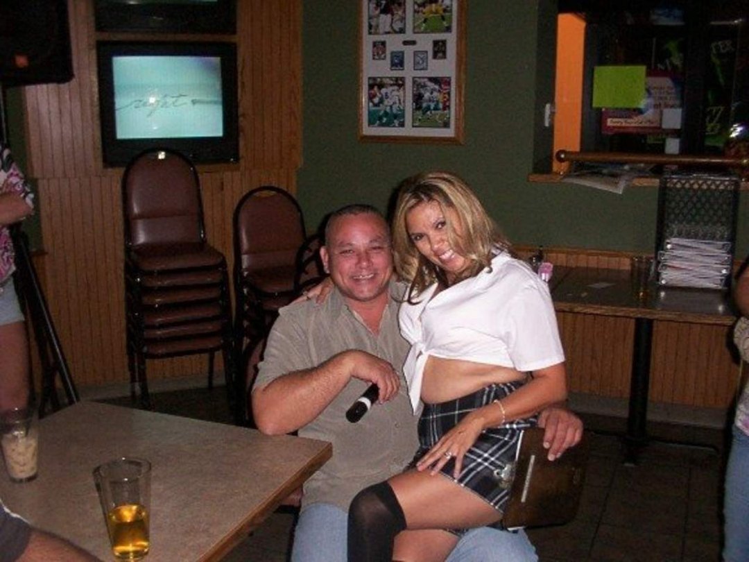 David Keplinger's album, Famous Sam's/ Halloween 2008 By David Keplinger