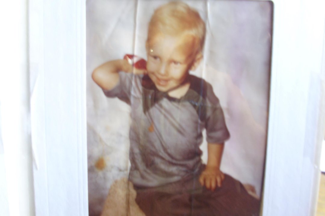 Nancy Case's album, robert