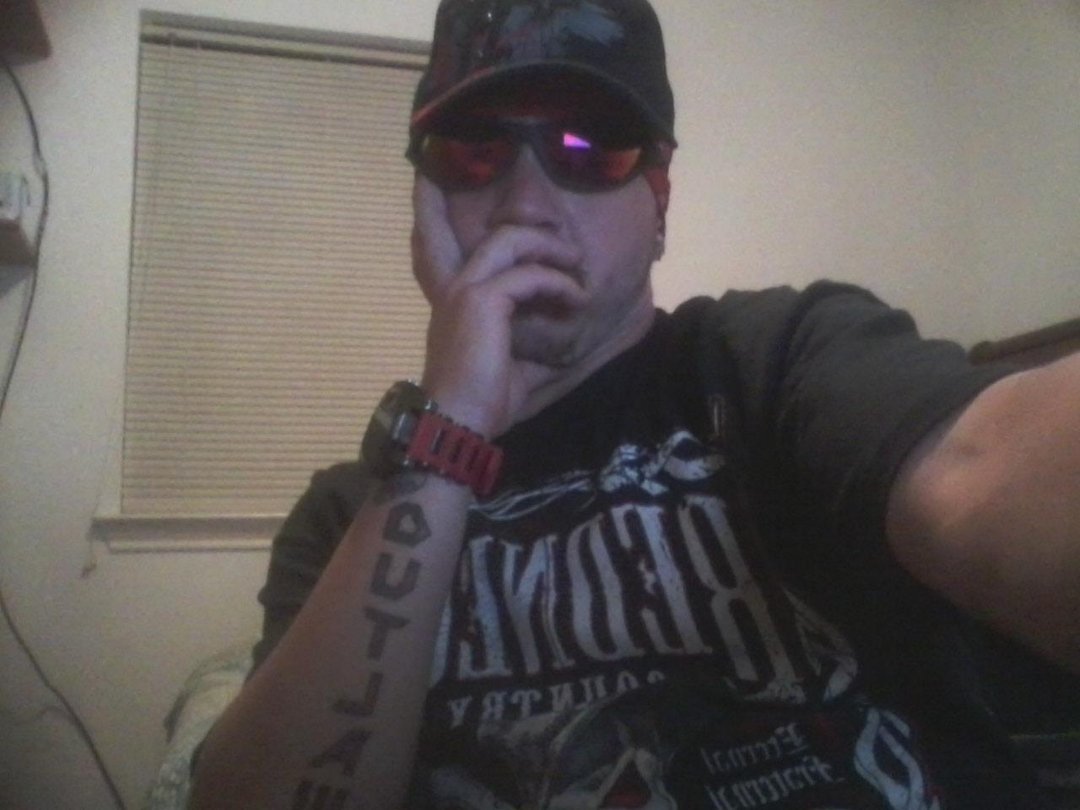 Robert Miller's album, Profile Pictures