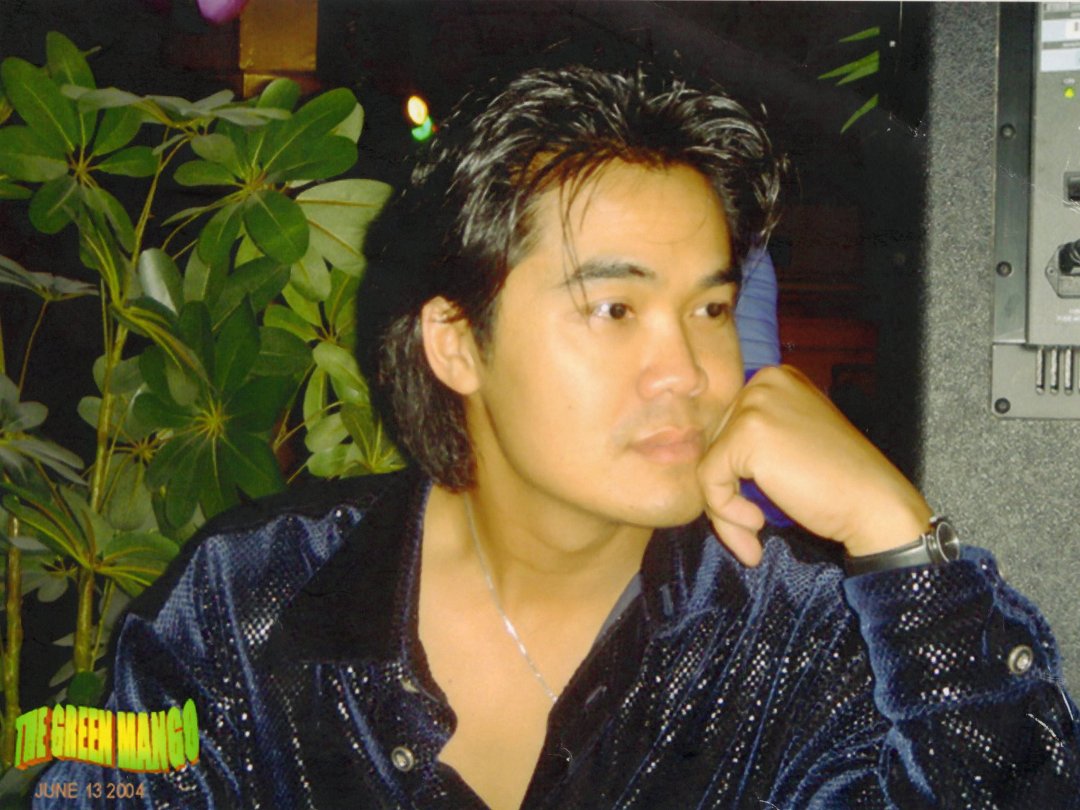 Deephano Em's album, Profile Pictures