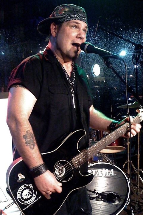 John Gnotek's album, Chizzy CAM - Show 9 - November 22, 2011