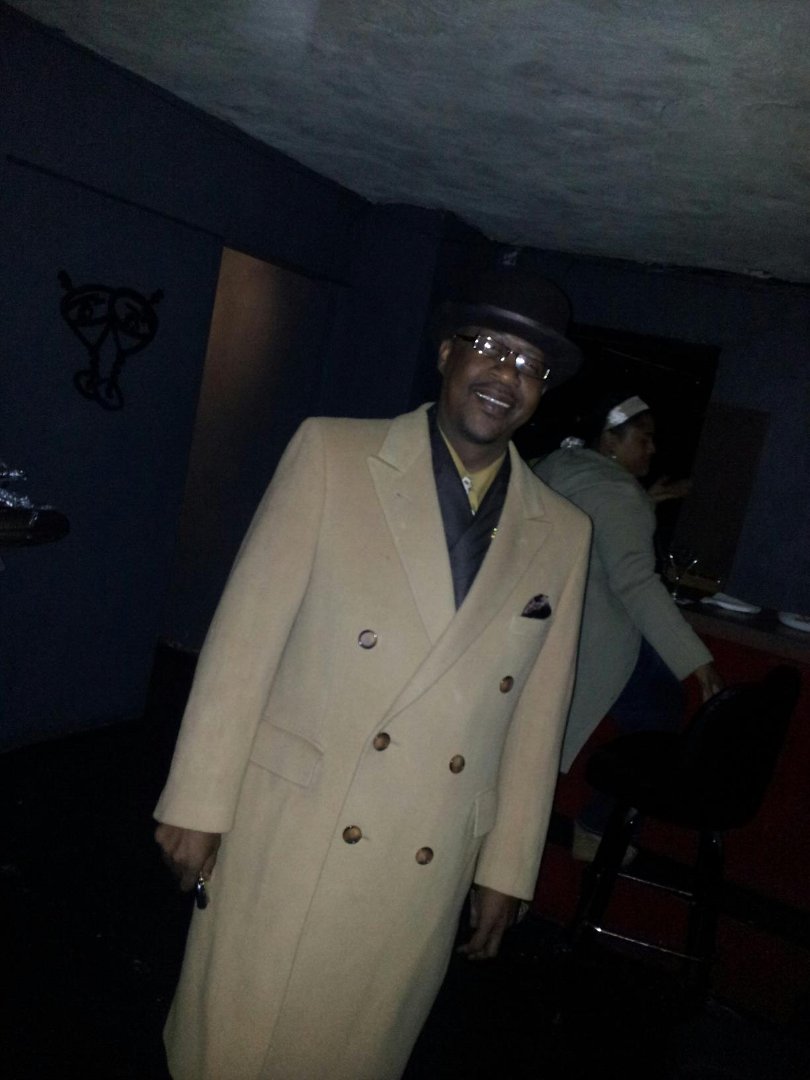 Pedro Dash's album, Mobile Uploads